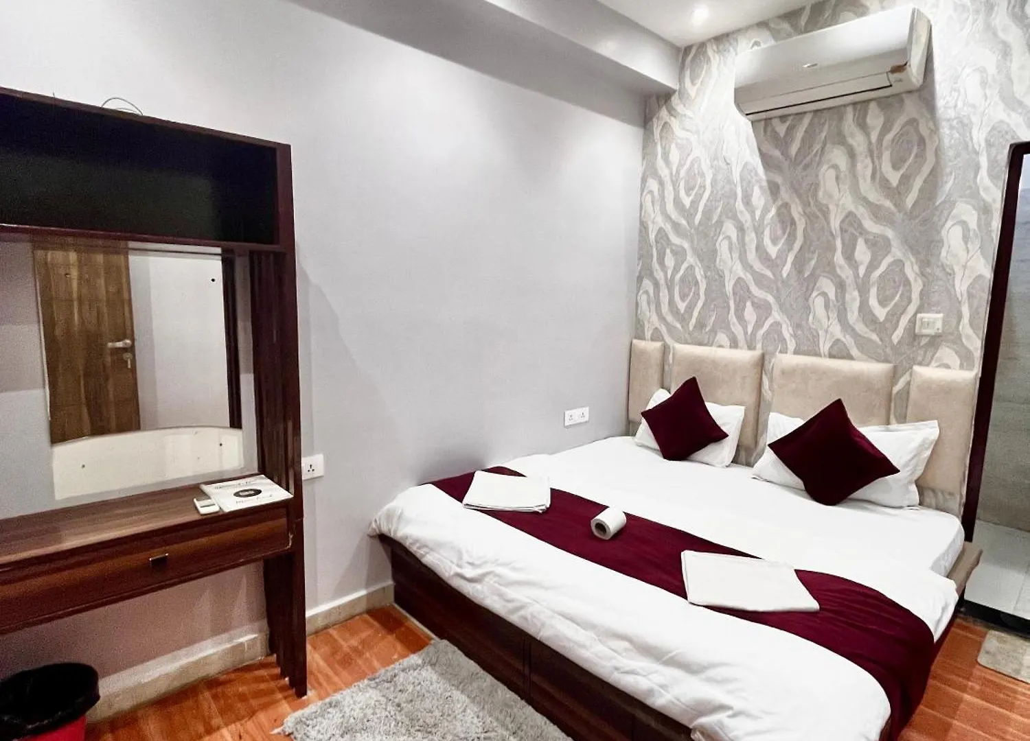 Hostel Hot - House Of Travellers Taj View Agra  0*, Agra (Uttar Pradesh)